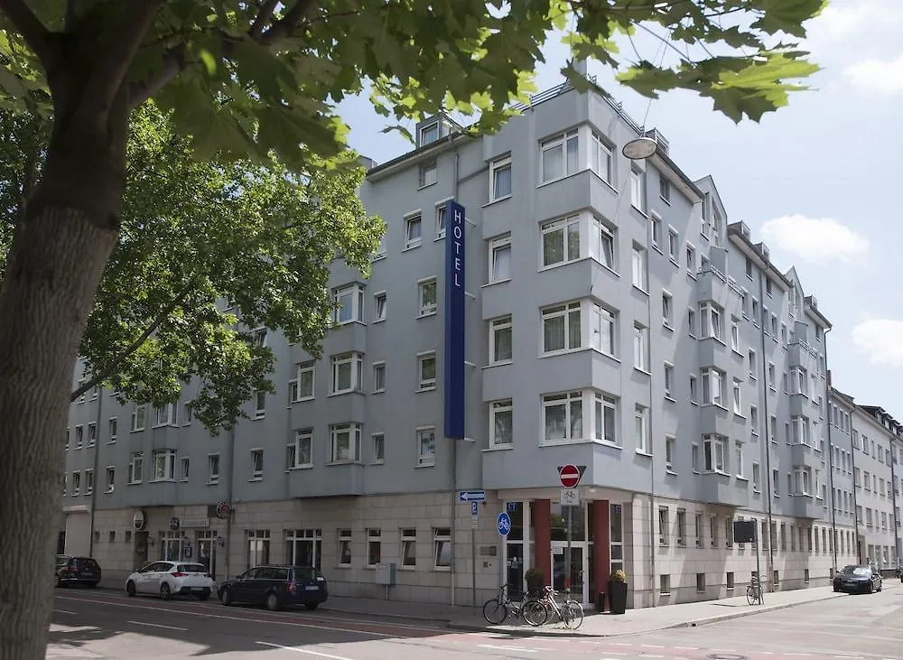 B&B Hotel Mannheim-City